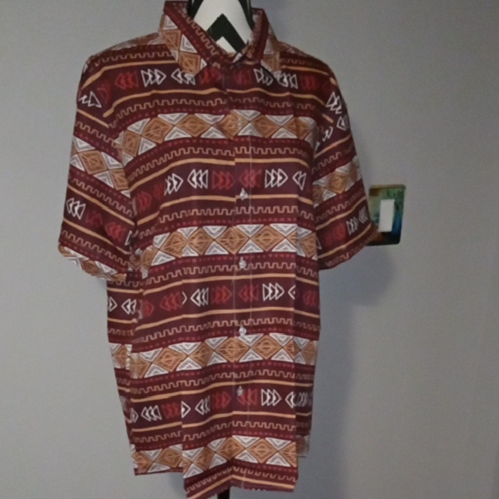 Men's XL Hawaiian Shirt - Picture 2 of 3